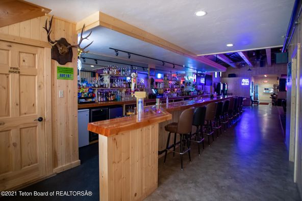 285 N Main St, Thayne, WY 83127